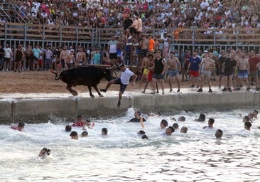 Dénia reduce a la mitad las sesiones de bous a la mar y sólo hará una